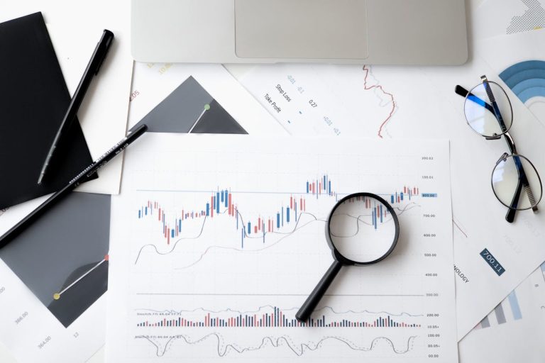 Comparing Guineas Opportunities with Senegal and Why Guinea - YES! INVEST in GUINEA Comparative analysis of Guinea Investment Opportunities vs Senegal markets by yes! invest guinea.