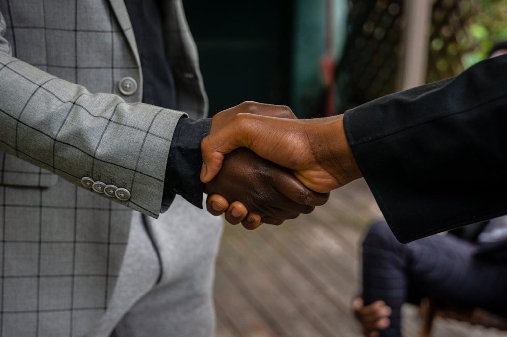 Limited Partnership (SCS) Setup: Flexible Structures in Guinea overview by yes! invest guinea