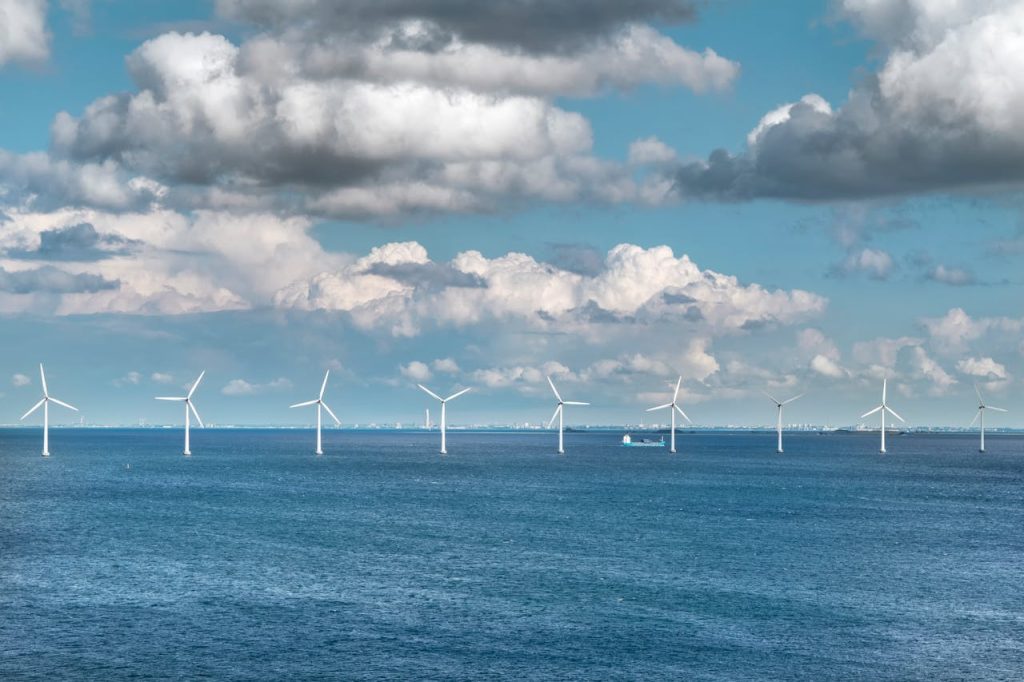 Offshore Wind Guinea: Marine Energy Investments and strategic development guide by yes! invest guinea.