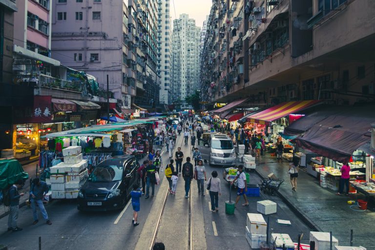 Hong Kong Investors Eyeing Guineas Growing Economy A Strategic Pivot to West Africa - YES! INVEST in GUINEA Hong Kong Investors Eyeing Guinea’s Growing Economy yes! invest guinea