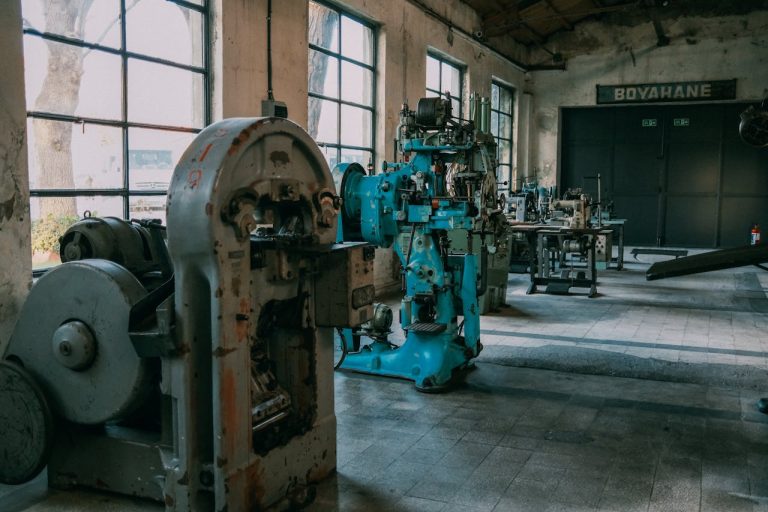 Italian Manufacturing Opportunities in Guinea Unlocking West Africas Industrial Potential - YES! INVEST in GUINEA Italian Manufacturing Opportunities in Guinea by yes! invest guinea