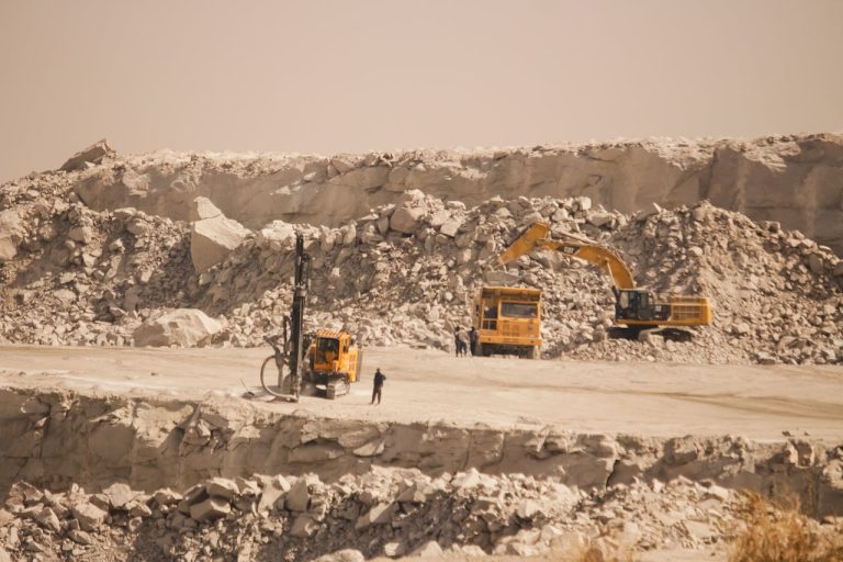 Strategic Synergies Analyzing Kuwaits Interest in Guineas Mining Industry - YES! INVEST in GUINEA Kuwait’s Interest in Guinea’s Mining Industry yes! invest guinea