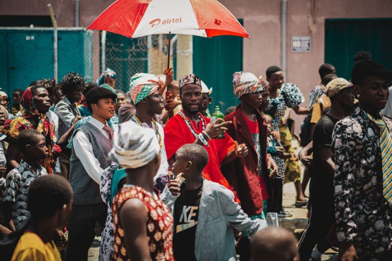 Disruption in the Spectrum How to Beat Orange and Bharti Airtel Cellular Connectivities in Africa - YES! INVEST in GUINEA How to beat Orange and Bharti Airtel cellular yes! invest guinea