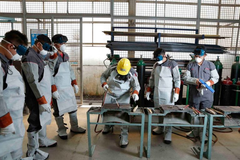 Vocational Training Centers Supporting Guineas Workforce Driving Industrial Mastery in 2026 - YES! INVEST in GUINEA Vocational Training Centers Supporting Guinea’s Workforce yes! invest guinea