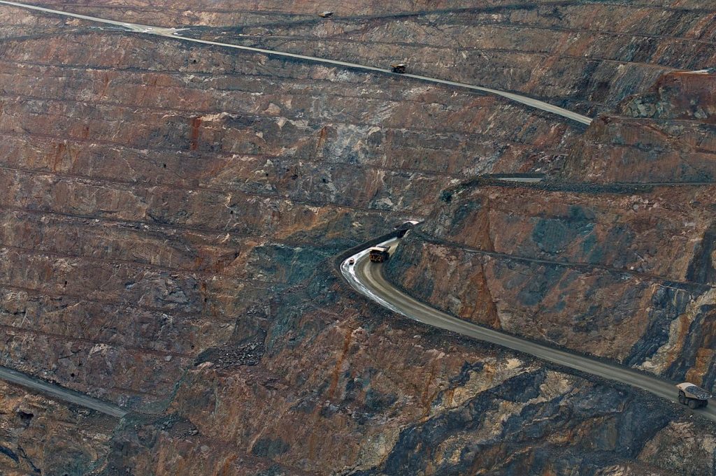 Iron Ore Investment in Guinea Simandou - Yes! Invest Guinea